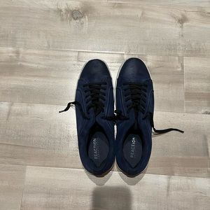 Men’s size 10 Kenneth Cole sneakers